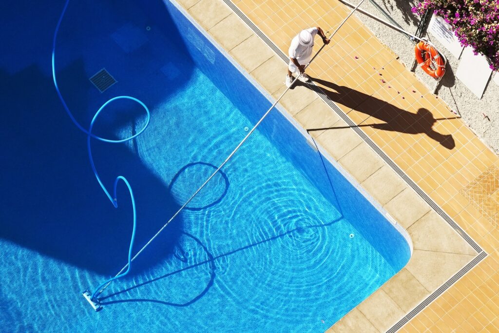 pool maintenance estero fl